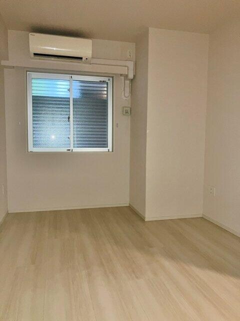 物件内観写真6　( )