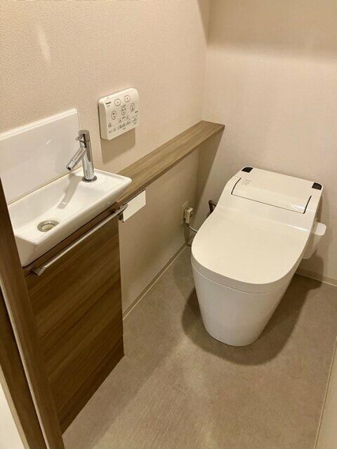 物件内観写真11　( )