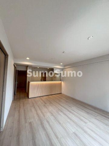 物件内観写真7　(おしゃれなリビングです)