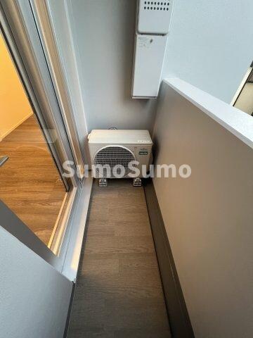 物件内観写真12　(バルコニーからの眺めを楽しみながら食事をしませんか)