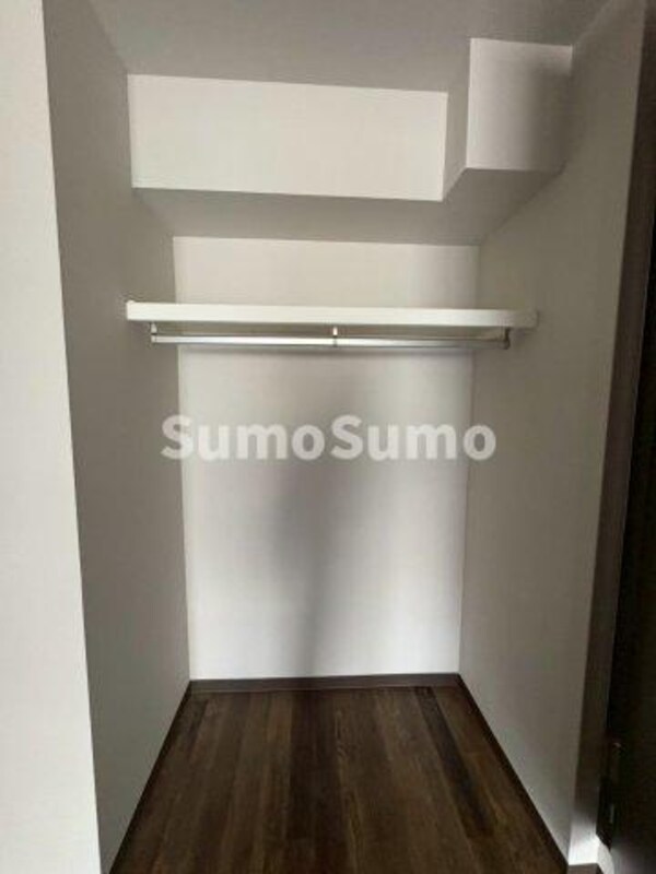 収納(たっぷりとした収納スペースです)