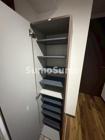 物件内観写真25　(収納のためのスペースです)