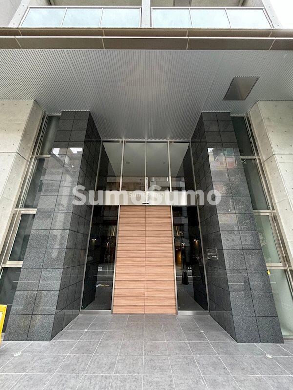 エントランス(ゆとりのあるエントランスです)