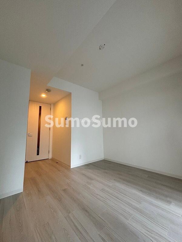 物件内観写真18　(ゆったり過ごせる居間です)