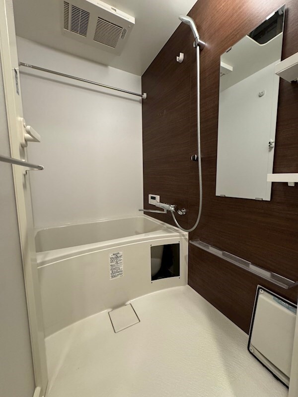 物件内観写真8　(日々の暮らしに欠かせないお風呂です)