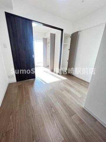 物件内観写真4　(ゆったり過ごせるリビングです)