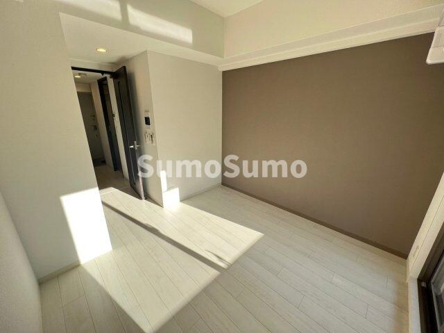 物件内観写真17　(ゆったりとしたリビングです)