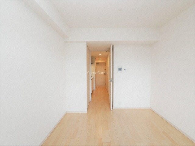 物件内観写真6　(使いやすい居間です)