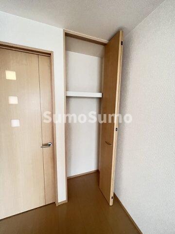 物件内観写真14　(専用の収納スペースです)