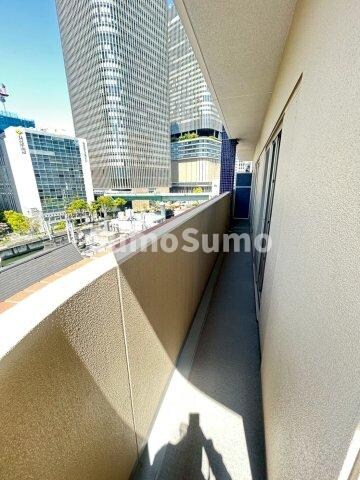 物件内観写真23　(バルコニー付きです)