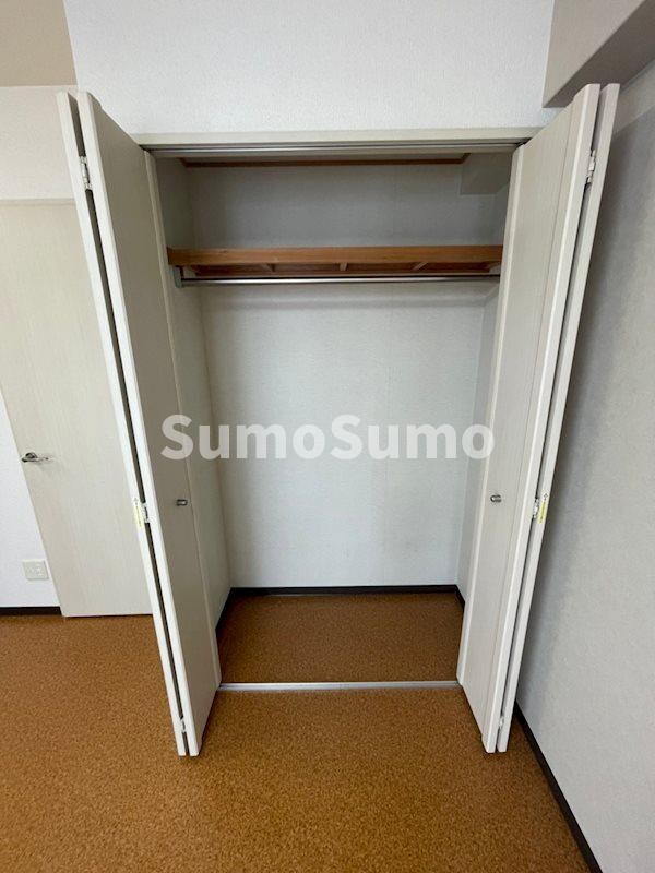 収納(小物を収納するのに便利です)