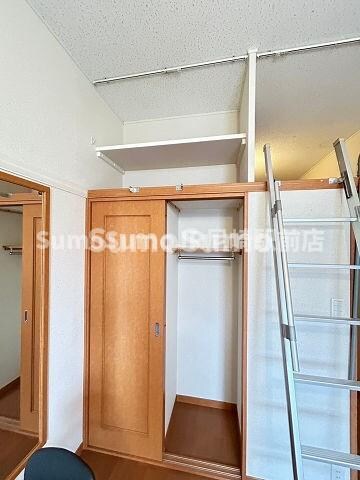 物件内観写真12　(専用の収納スペースです)