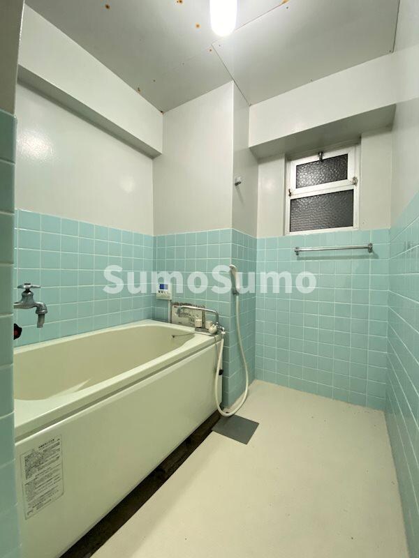 浴室(お風呂で日々の疲れを落としましょう)