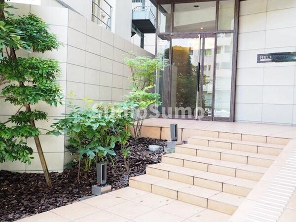 エントランス(建物の内部です)