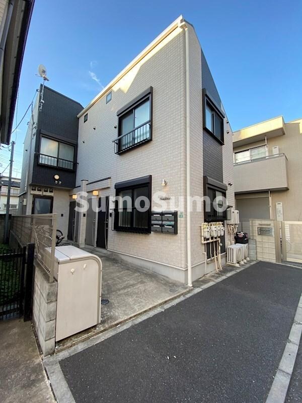 物件外観写真1　(物件の外観です)