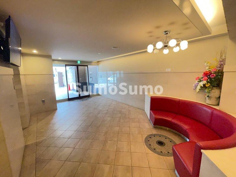 物件外観写真3　(建物の内部です)