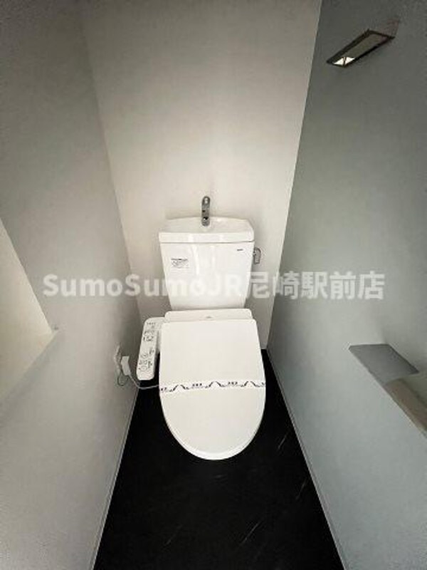 トイレ(ゆったりとした空間のトイレです)