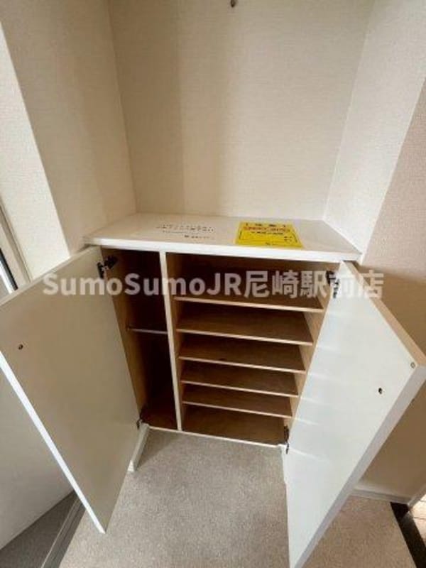 収納(収納のためのスペースです)