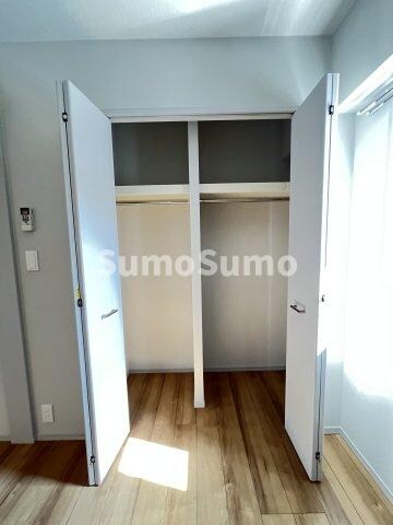 物件内観写真15　(ちょっとした収納スペースも充実しています)