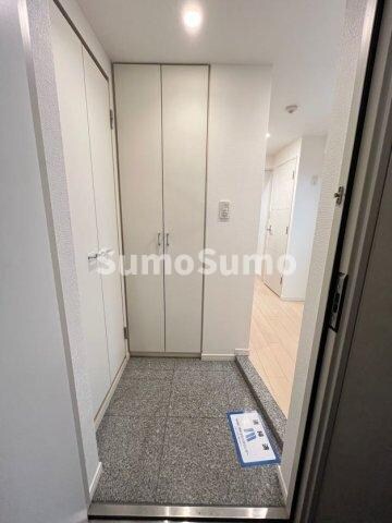 物件内観写真11　(落ち着いた玄関です)