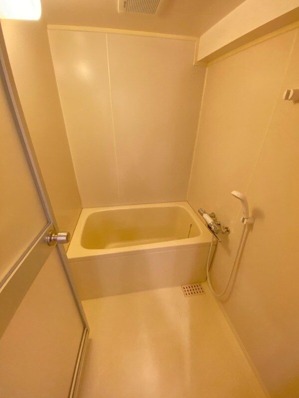 物件内観写真7　(お風呂です)