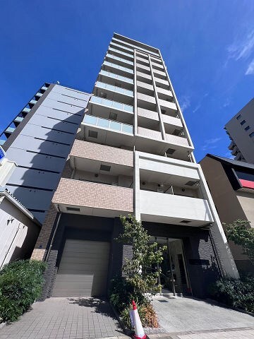 物件外観写真1　(きれいな外観です)