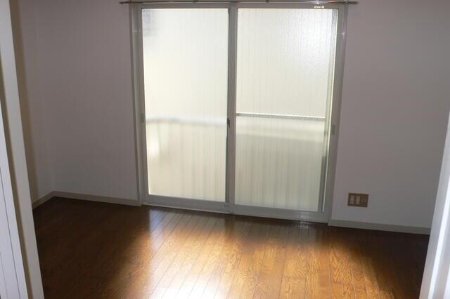 物件内観写真2　( )