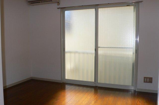 物件内観写真5　( )