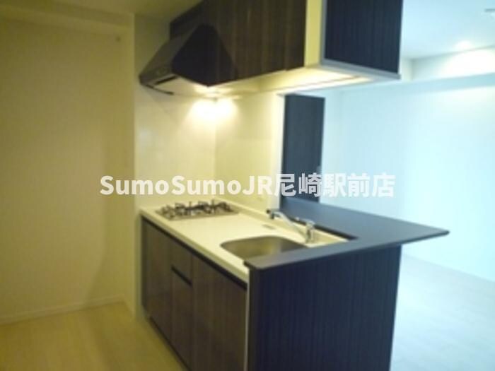 物件内観写真4　(使いやすいキッチンです)