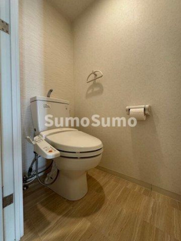 トイレ(ゆったりとした空間のトイレです)