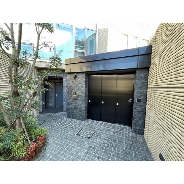 物件外観写真4　( )