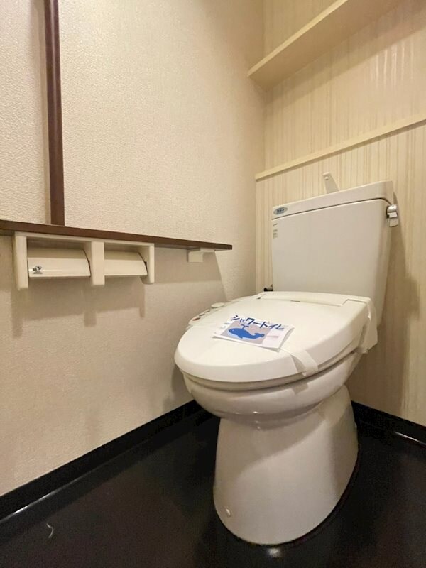 物件内観写真10　(トイレも気になるポイント)