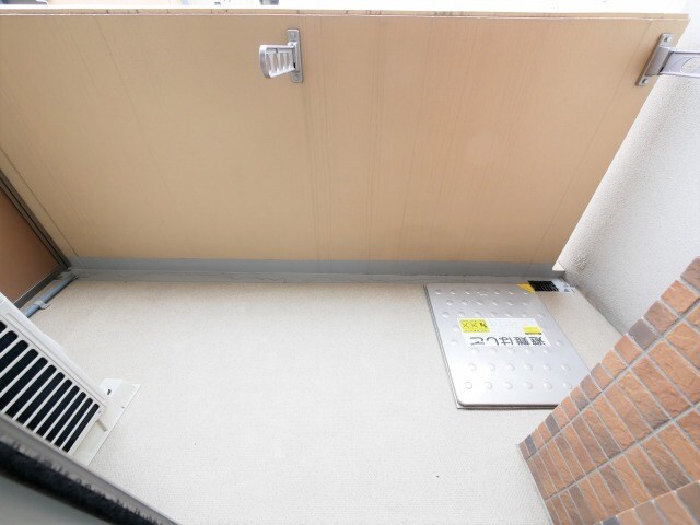 物件内観写真9　(バルコニー付きです)