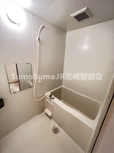 物件内観写真24　(きれいなお風呂です)