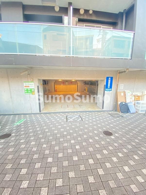 物件外観写真4　(カースペースがあります)