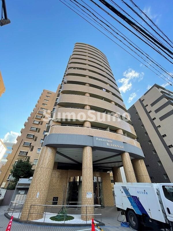 ロマネスク博多駅前の物件外観写真