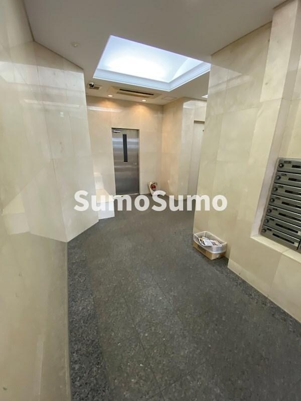 物件外観写真3　(建物の内部です)