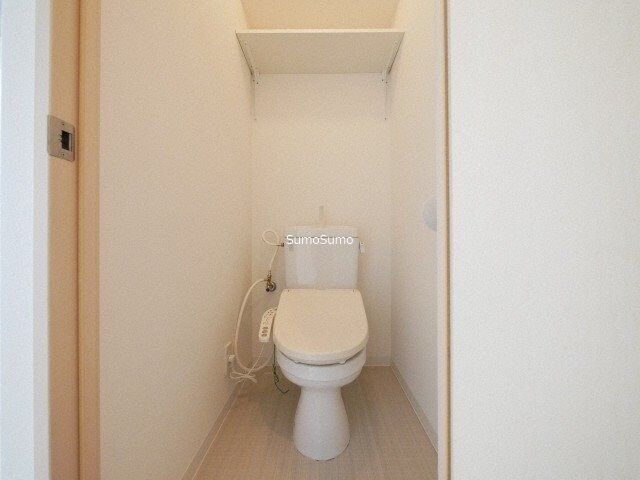 物件内観写真10　(清潔感のあるトイレです)