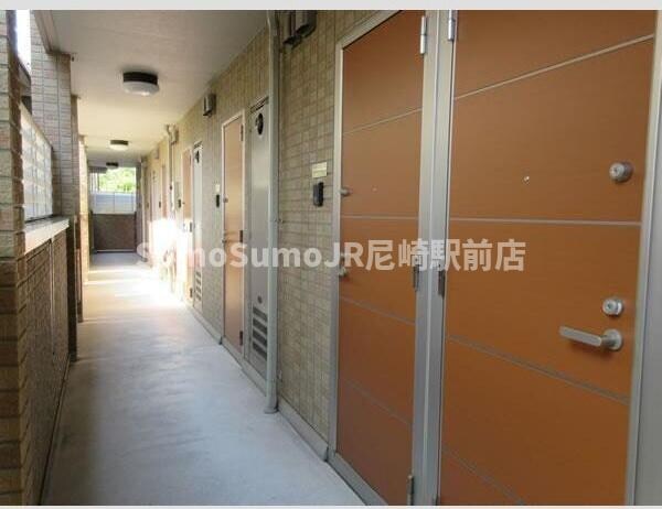 物件外観写真10　(建物外観を気になさる方へ、見た目の良い物件です)