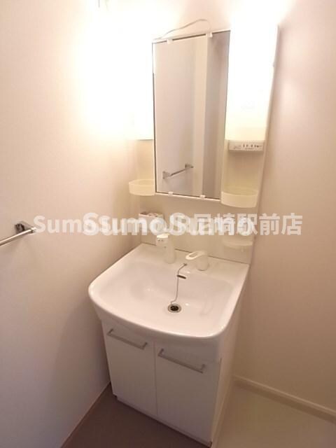 物件内観写真18　(独立洗面台です)