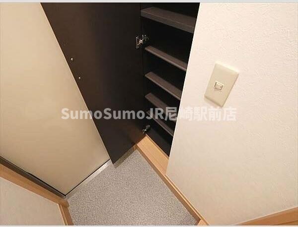 物件内観写真29　(使いやすいリビングです)