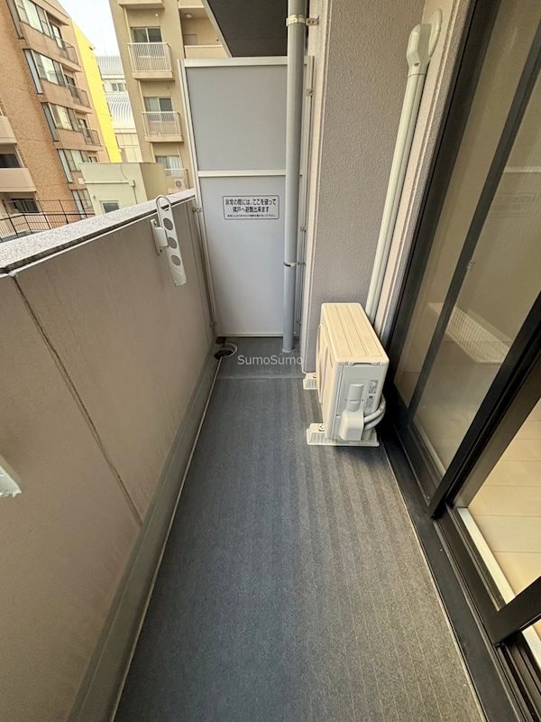 バルコニー(陽当たり良好なバルコニーです)