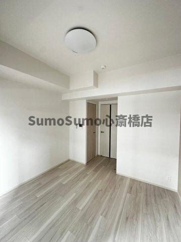 物件内観写真6　(ゆったりとしたリビングです)