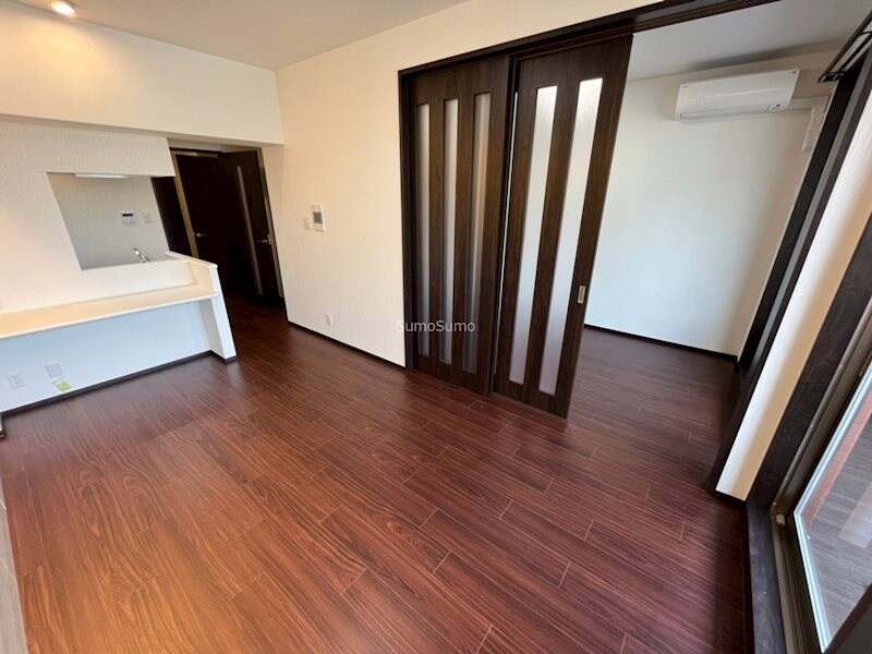 物件内観写真5　(リビングです)