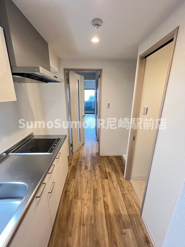 物件内観写真4　(玄関です)