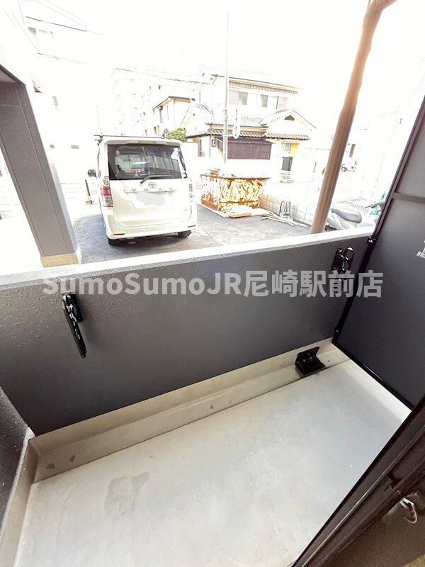 物件内観写真9　(落ち着いた時間を過ごせるバルコニーです)