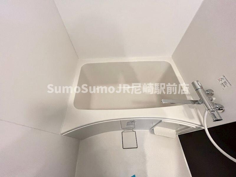 物件内観写真17　(落ち着いた空間のお風呂です)