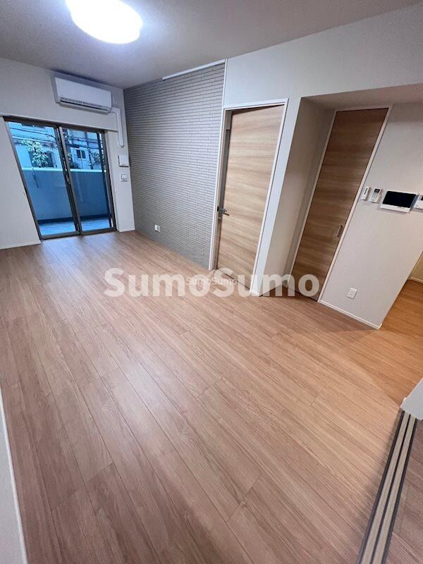 物件内観写真17　(ゆったり過ごせるリビングです)