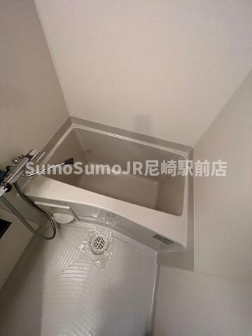 物件内観写真17　(コンパクトで使いやすいお風呂です)