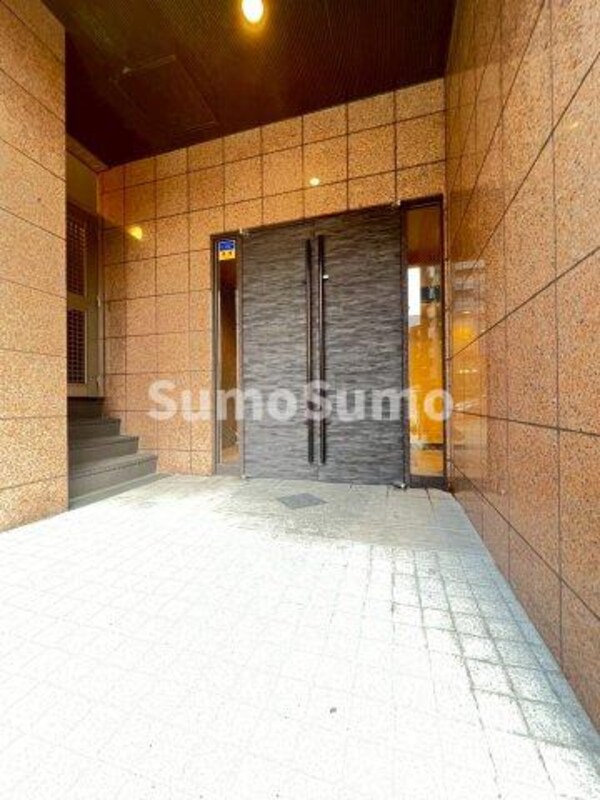エントランス(建物の内部です)